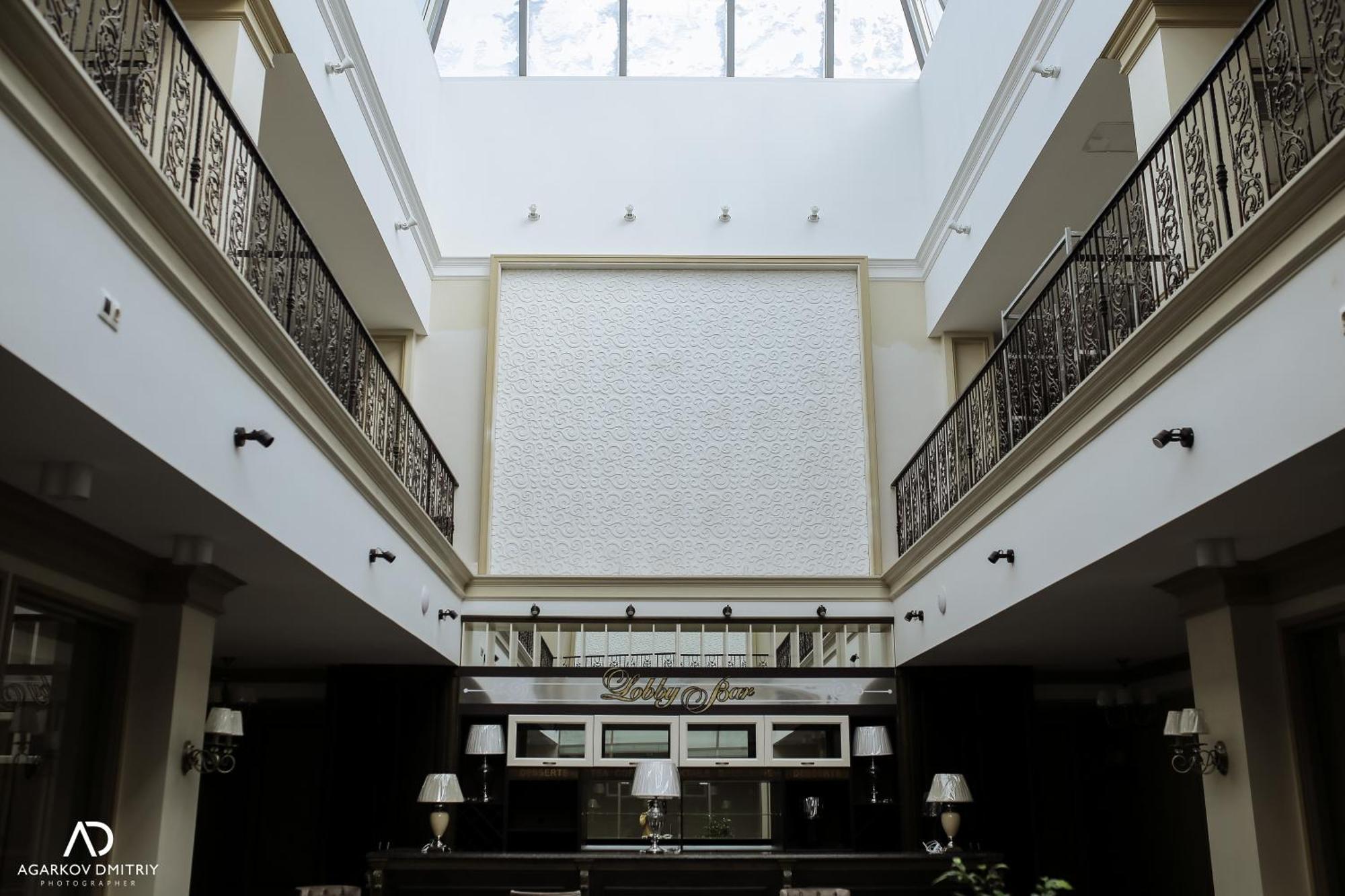 Hotel Royal Bv Ustʼ-Kamenogorsk Esterno foto