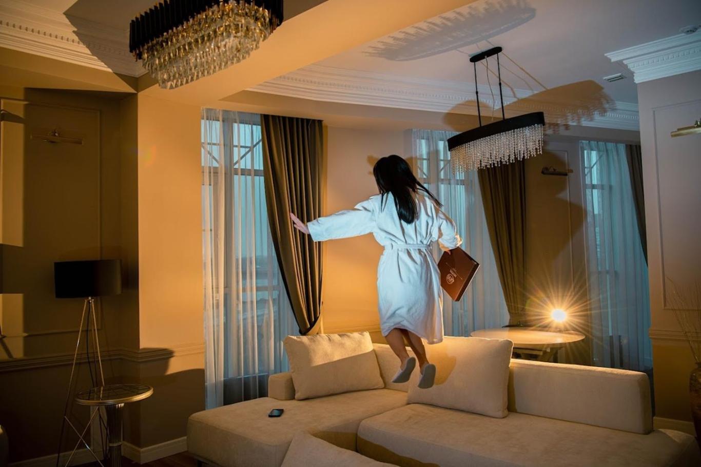 Hotel Royal Bv Ustʼ-Kamenogorsk Esterno foto